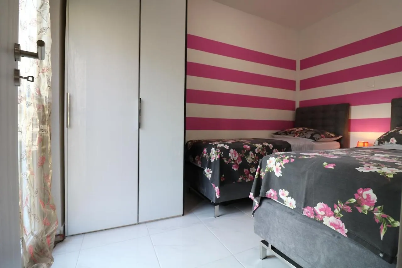 Sneky Apartment Pula